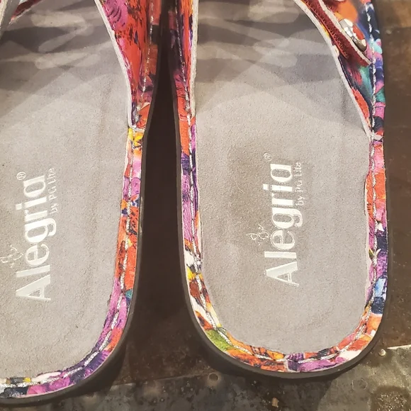 Alegria | Fiona Sandals | Size 8/8.5 - Picture 12 of 16